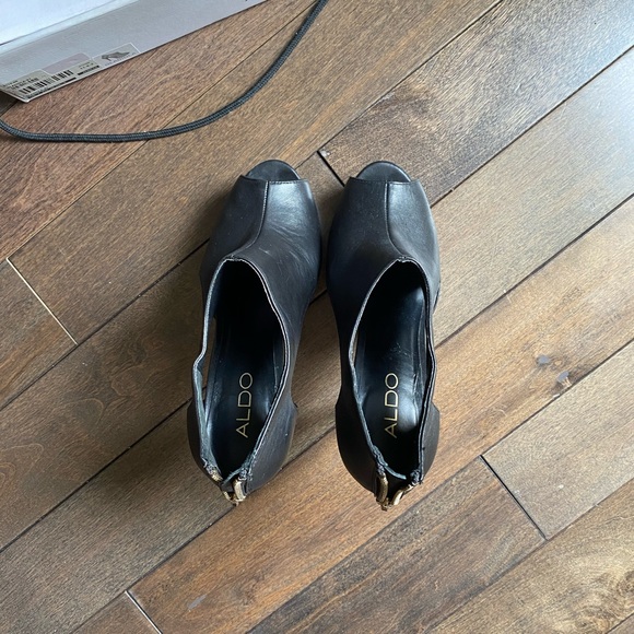 ALDO Gladiola Platform Heels. Size 7.5 (EU 38). Black. - Picture 11 of 13